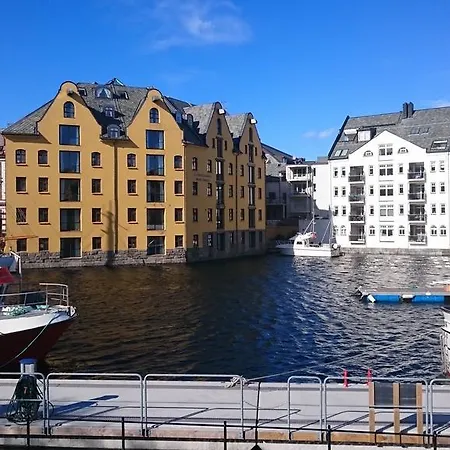 Clarion Collection Bryggen Hotel Ålesund