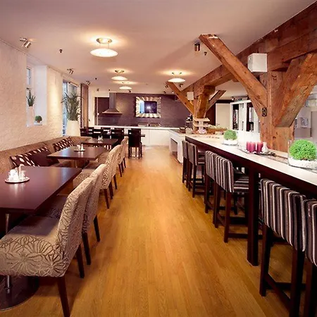 ホテル Clarion Collection Bryggen オーレスン